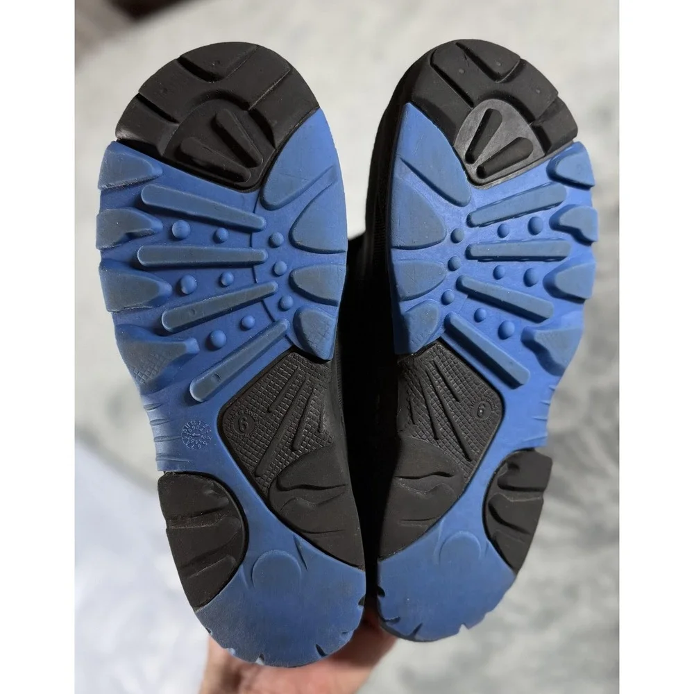 Kamik‎ Boots Youth Size 6 Black Blue Winter Snow Insulated Waterproof Drawstring